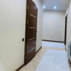 In Baku 110.0 m² apartment is for sale - Image 10