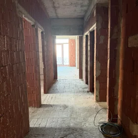 In Baku 231.0 m² apartment is for sale - Image 5