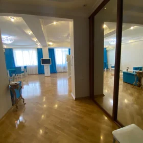 In Baku 80.0 m² apartment is for rent - Image 2