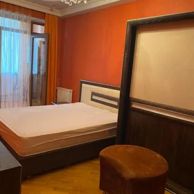 In Baku 80.0 m² apartment is for rent - Image 3