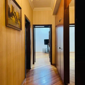 In Baku 80.0 m² apartment is for rent - Image 5