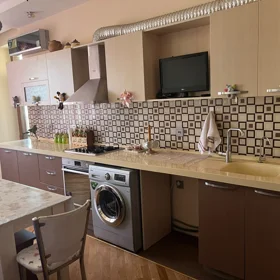 In Baku 90.0 m² apartment is for rent - Image 9