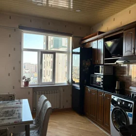 In Baku 81.0 m² apartment is for rent - Image 2