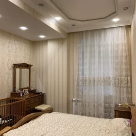 In Baku 170.0 m² apartment is for rent - Image 8