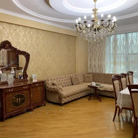 In Baku 170.0 m² apartment is for rent - Image 10