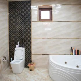 In Binəqədi rayonu 312.0 m² house with 7.0 rooms is for sale - Image 6