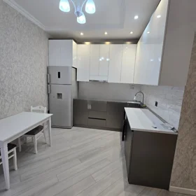 In Baku 70.0 m² apartment is for sale - Image 8