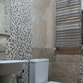 In Khirdalan 63.0 m² apartment is for rent - Image 8