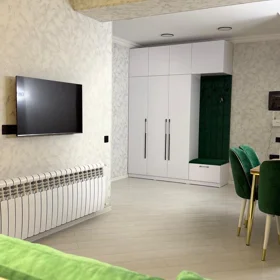 In Khirdalan 62.0 m² apartment is for rent - Image 10