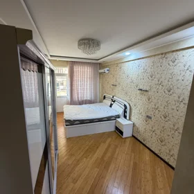 In Baku 120.0 m² apartment is for sale - Image 4
