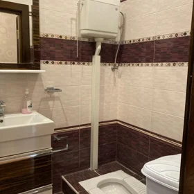 In Baku 100.0 m² apartment is for rent - Image 6