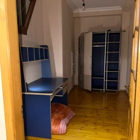 In Baku 115.0 m² apartment is for rent - Image 9