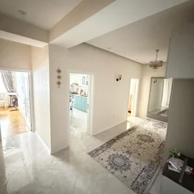 In Baku 83.0 m² apartment is for rent - Image 7