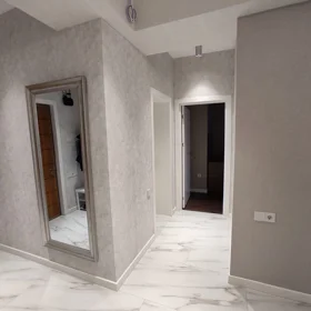 In Baku 70.0 m² apartment is for rent - Image 2