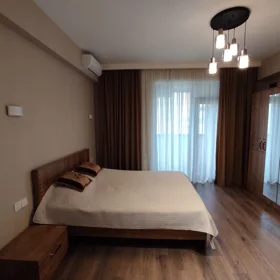 In Baku 70.0 m² apartment is for rent - Image 3