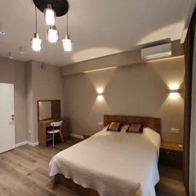 In Baku 70.0 m² apartment is for rent - Image 4