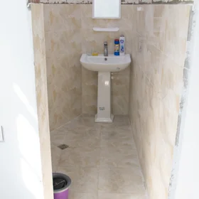 In Səbail rayonu 42.0 m² commercial is for rent - Image 6