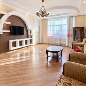 In Baku 150.0 m² apartment is for sale - Image 3