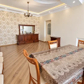 In Baku 150.0 m² apartment is for sale - Image 5
