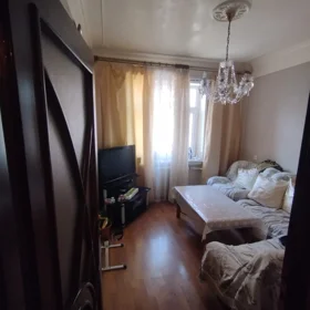 In Baku 100.0 m² apartment is for sale - Image 2