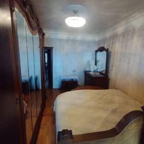 In Baku 100.0 m² apartment is for sale - Image 4