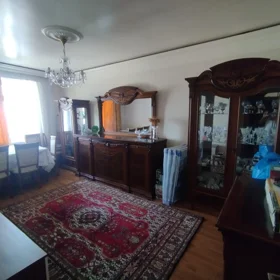 In Baku 100.0 m² apartment is for sale - Image 10