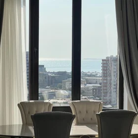 In Baku 70.0 m² apartment is for rent - Image 8