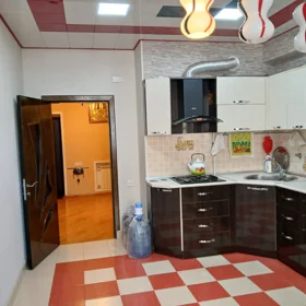In Baku 70.0 m² apartment is for sale - Image 2