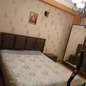 In Baku 70.0 m² apartment is for sale - Image 4