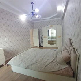In Baku 90.0 m² apartment is for rent - Image 2
