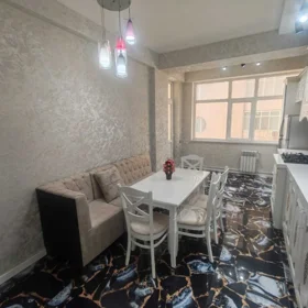 In Baku 165.0 m² apartment is for sale - Image 6