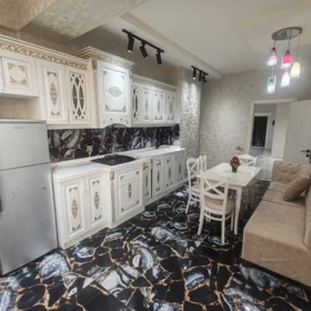 In Baku 165.0 m² apartment is for sale - Image 8