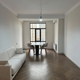 In Baku 80.0 m² apartment is for rent - Image 3
