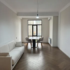 In Baku 80.0 m² apartment is for rent - Image 4
