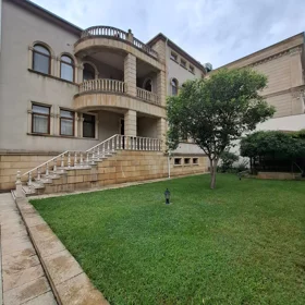 In Baku 700.0 m² house with 5.0 rooms is for rent - Image 4