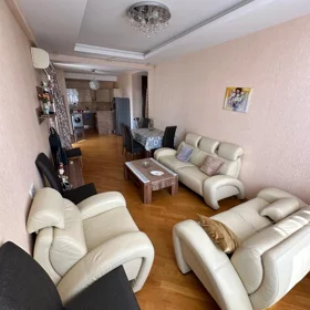 In Baku 105.0 m² apartment is for rent - Image 2
