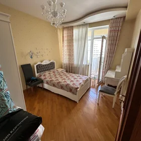 In Baku 105.0 m² apartment is for rent - Image 3