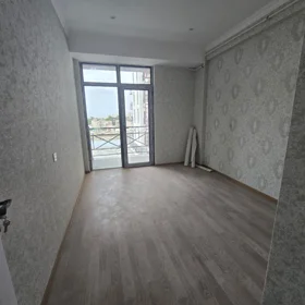 In Baku 100.0 m² apartment is for sale - Image 4