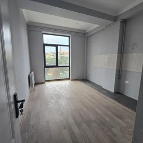 In Baku 100.0 m² apartment is for sale - Image 7