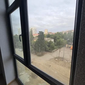 In Baku 100.0 m² apartment is for sale - Image 8