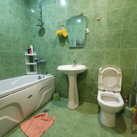 In Xətai rayonu 140.0 m² apartment is for rent - Image 2