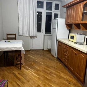 In Baku 90.0 m² apartment is for rent - Image 5