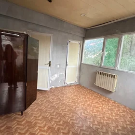 In nan 100.0 m² house with 3.0 rooms is for rent - Image 8