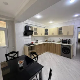 In Baku 104.0 m² apartment is for sale - Image 9