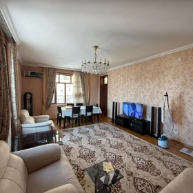 In Baku 95.0 m² apartment is for sale - Image 3