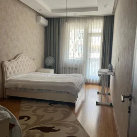In Baku 120.0 m² apartment is for rent - Image 5