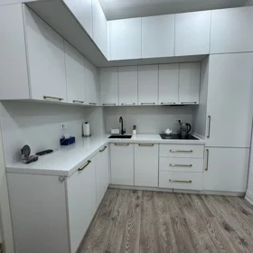 In Baku 76.0 m² apartment is for rent - Image 6