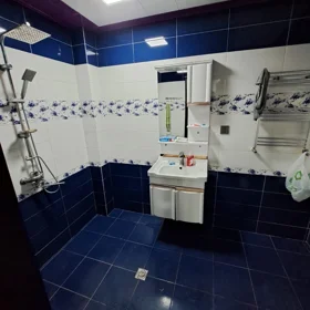 In Baku 120.0 m² apartment is for sale - Image 4