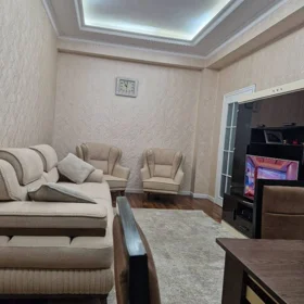 In Baku 70.0 m² apartment is for rent - Image 3