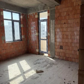 In Baku 146.0 m² apartment is for sale - Image 9